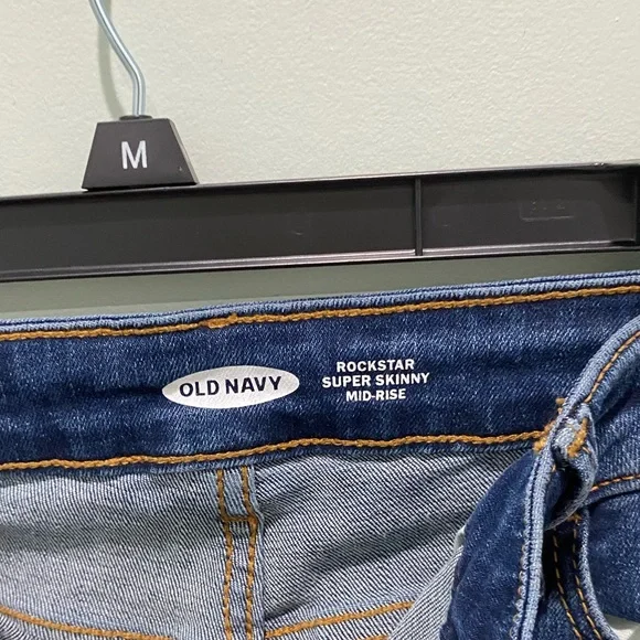 womens size 10 long old navy super skinny ripped jeans - Picture 5 of 11